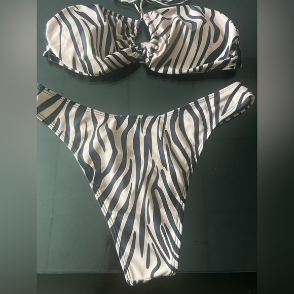 Zebra Print Bikini Set - Picture 7 of 14